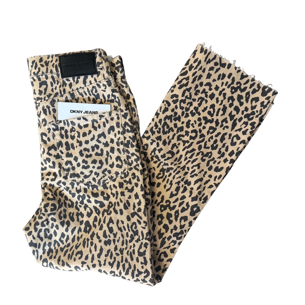 DKNY Jeans - Leopard Print High Rise Flare - 27 - Fast Ship - Picture 5 of 6